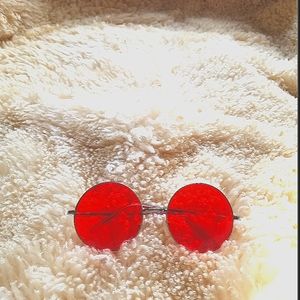 Retro wire rimmed sunglasses